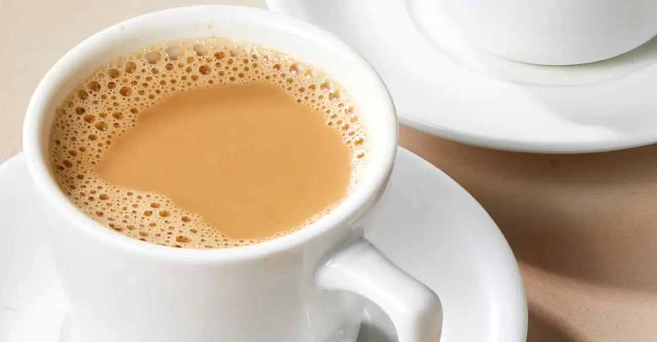 যে ভুলে চা হয়ে যায় বিষ, সতর্ক হোন আজই