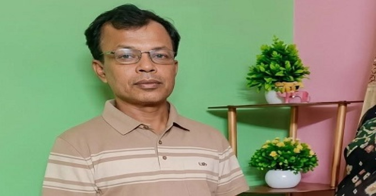 মহাদেবপুরে দোকান বন্ধ করে বাড়ি ফেরার পথে স্বর্ণ ব্যবসায়ীকে কুপিয়ে হত্যা