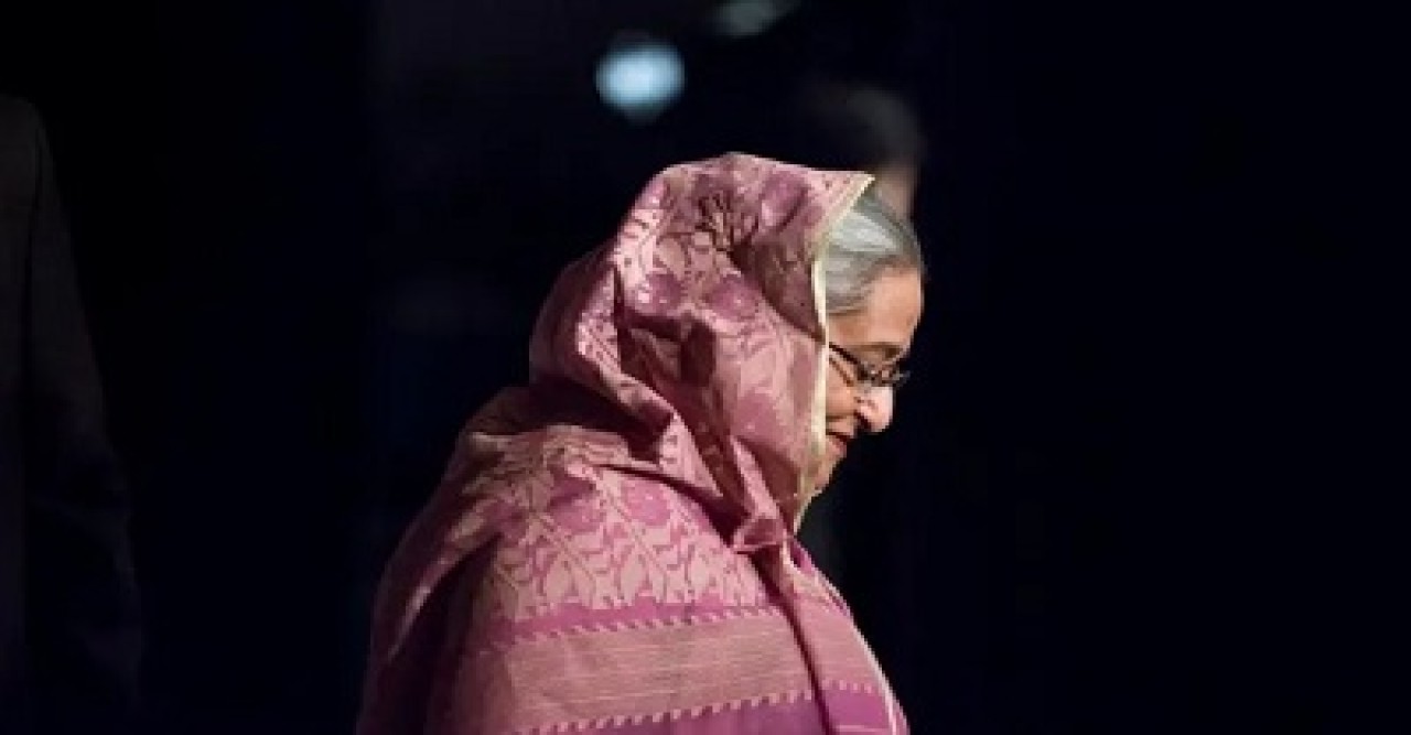 কোথায় দাঁড়াবে হাসিনার রাজনৈতিক জীবন?