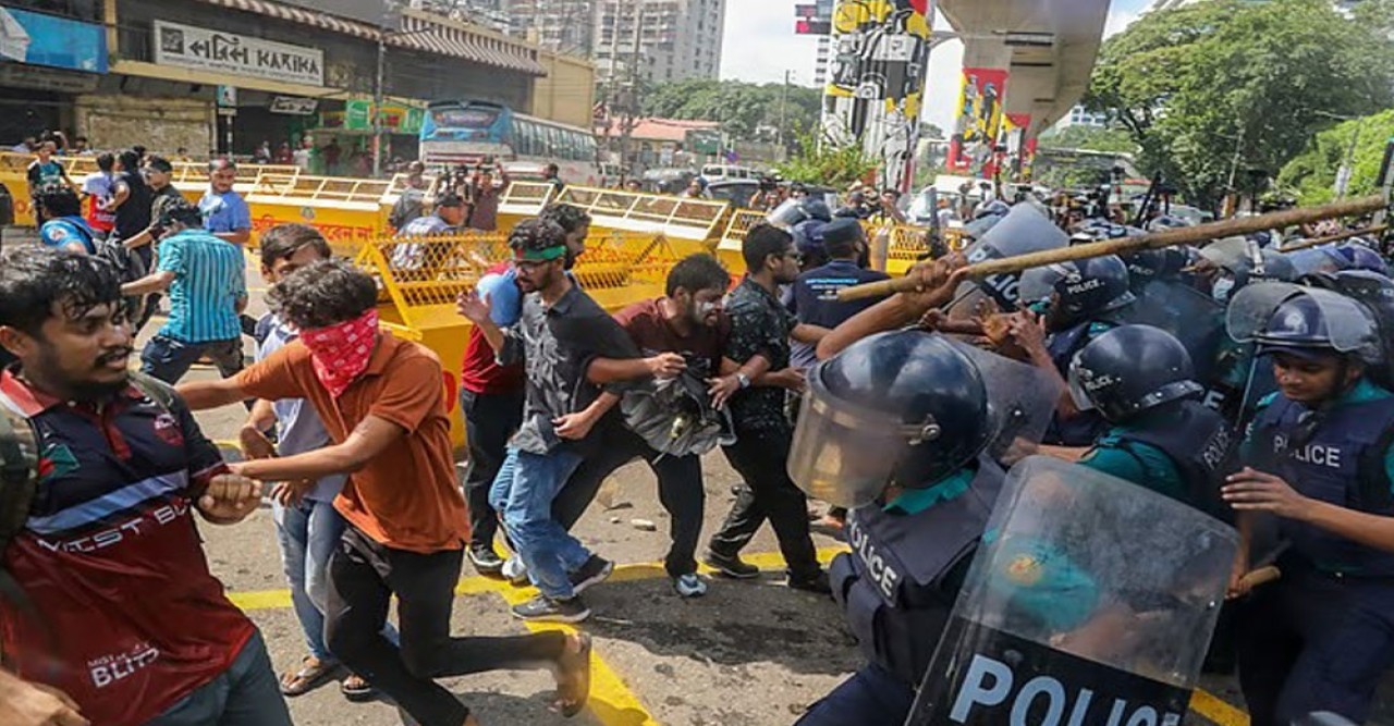 উপদেষ্টা না আসা পর্যন্ত আন্দোলন চালিয়ে যাওয়ার ঘোষণা