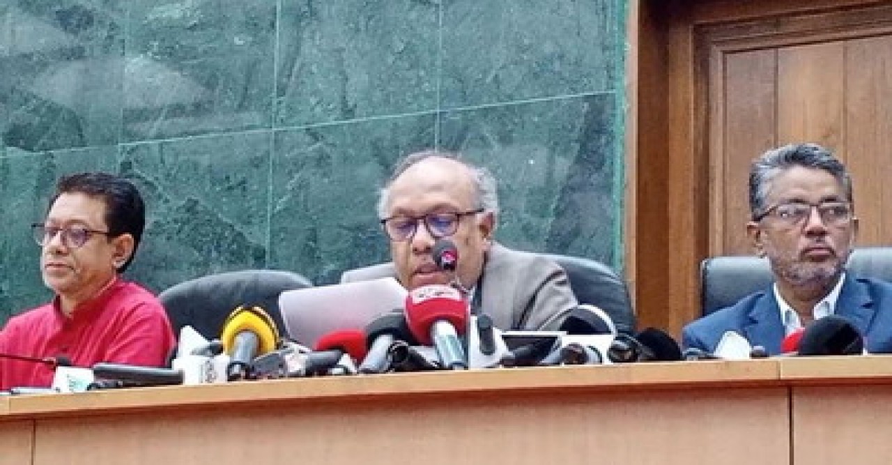 ডাকসু নির্বাচনে কে কোন পদে জয়ী হলেন