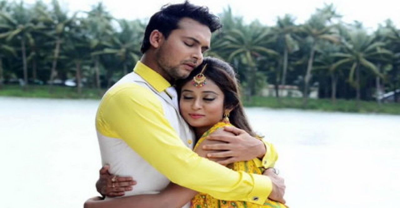 প্রেক্ষাগৃহে ভিন্ন স্বাদের তিন সিনেমা