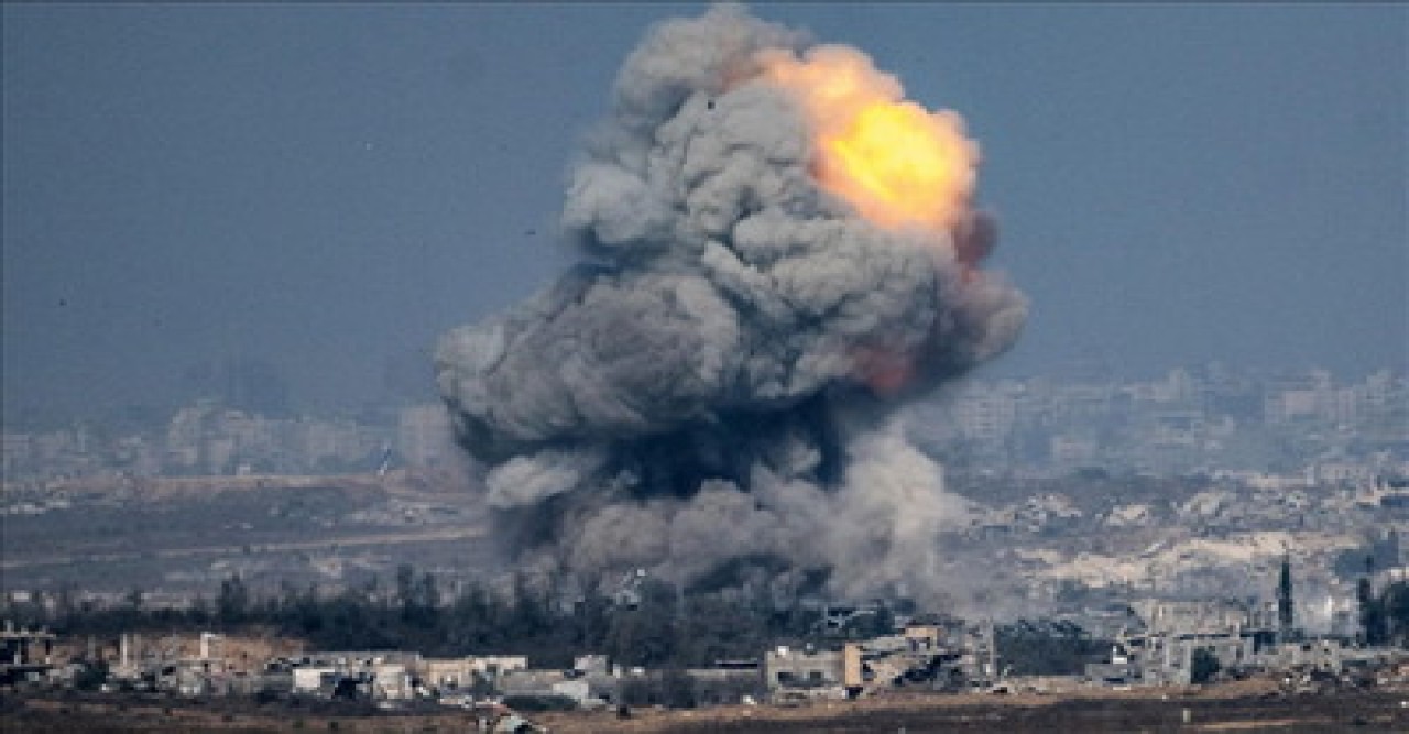 গাজায় যুদ্ধবিরতি ভেঙে এক দিনে ১৫৩ টন বোমা ফেলেছে ইসরায়েল