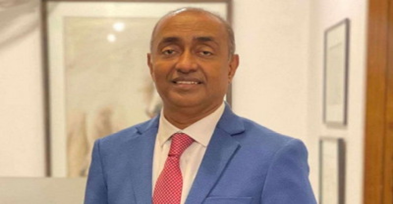 পদত্যাগ করে নির্বাচন করার ঘোষণা অ্যাটর্নি জেনারেলের