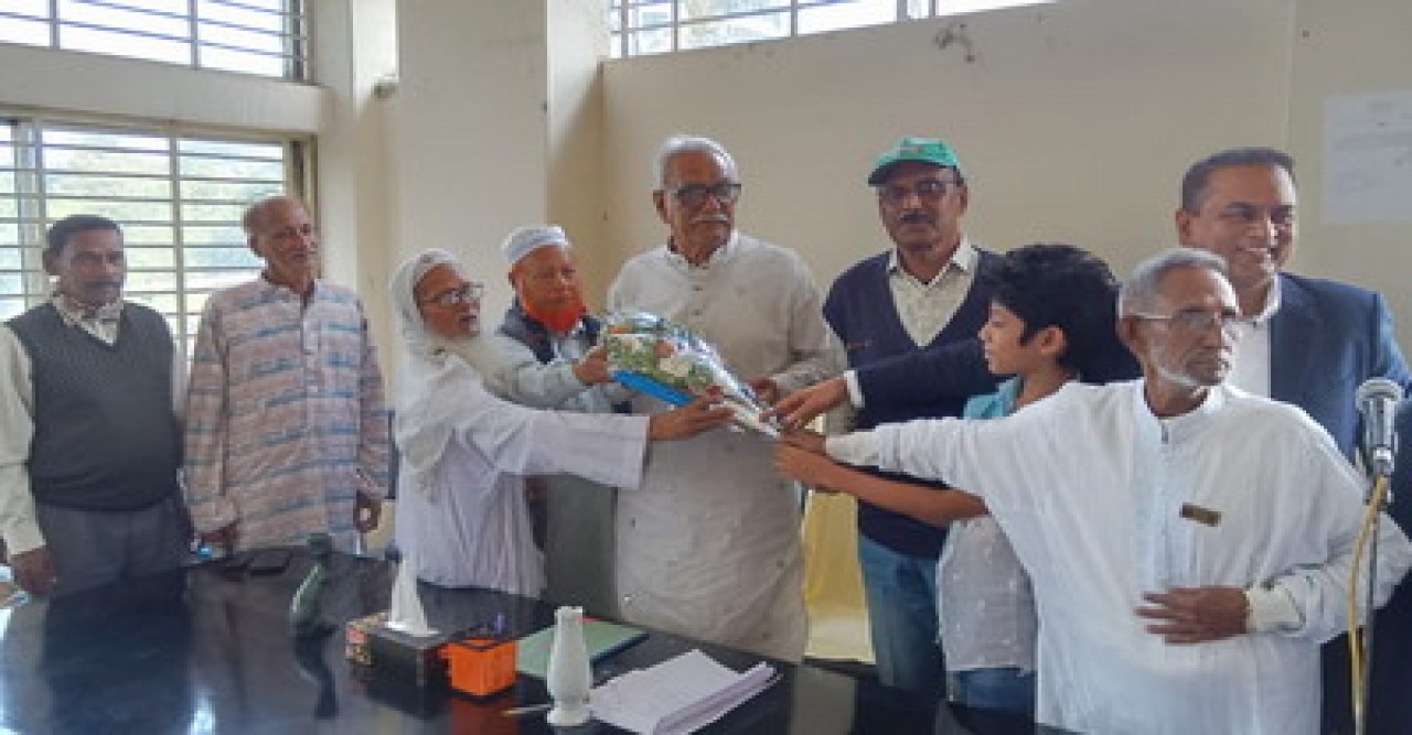 বাঘায় মুক্তিযোদ্ধার সাথে সংসদ সদস্য প্রার্থী চাঁদের মতবিনিময়