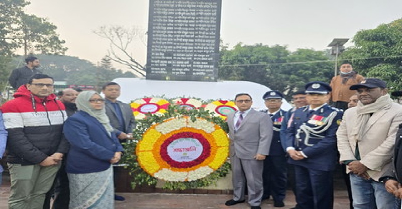 রাসিকের উদ্যোগে মহান বিজয় দিবস উদযাপন