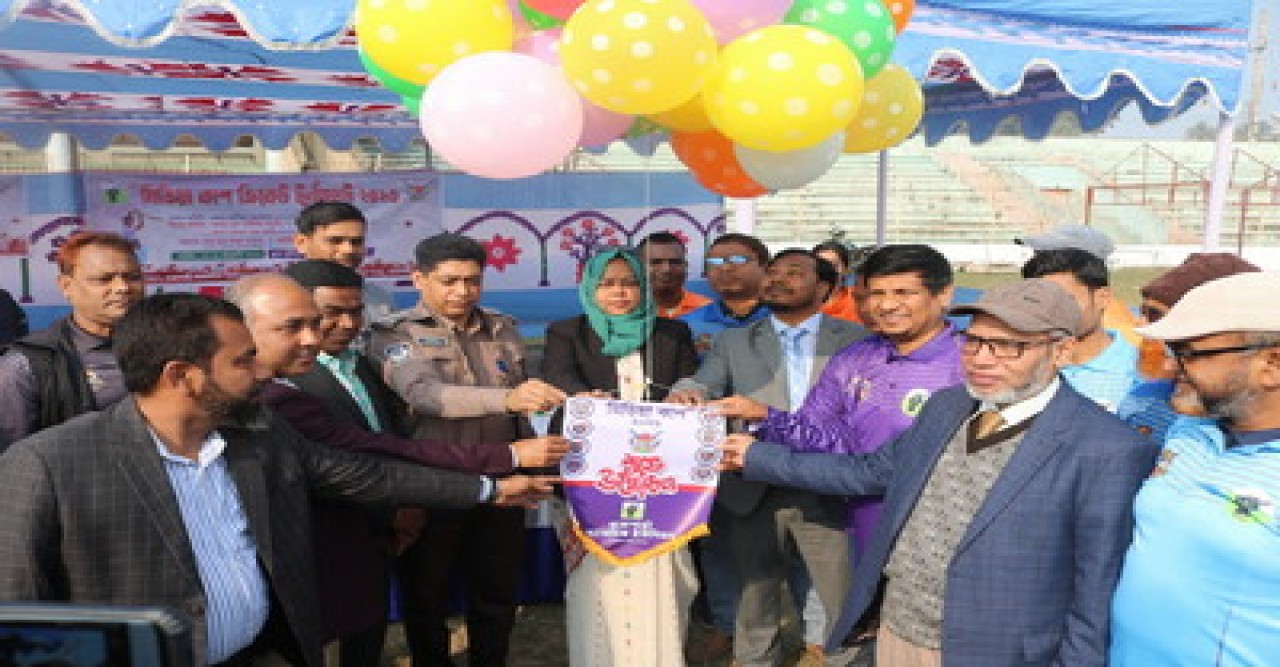 রাজশাহীতে মিডিয়া কাপ ক্রিকেট টুর্নামেন্ট উদ্বোধন করেন জেলা প্রশাসক