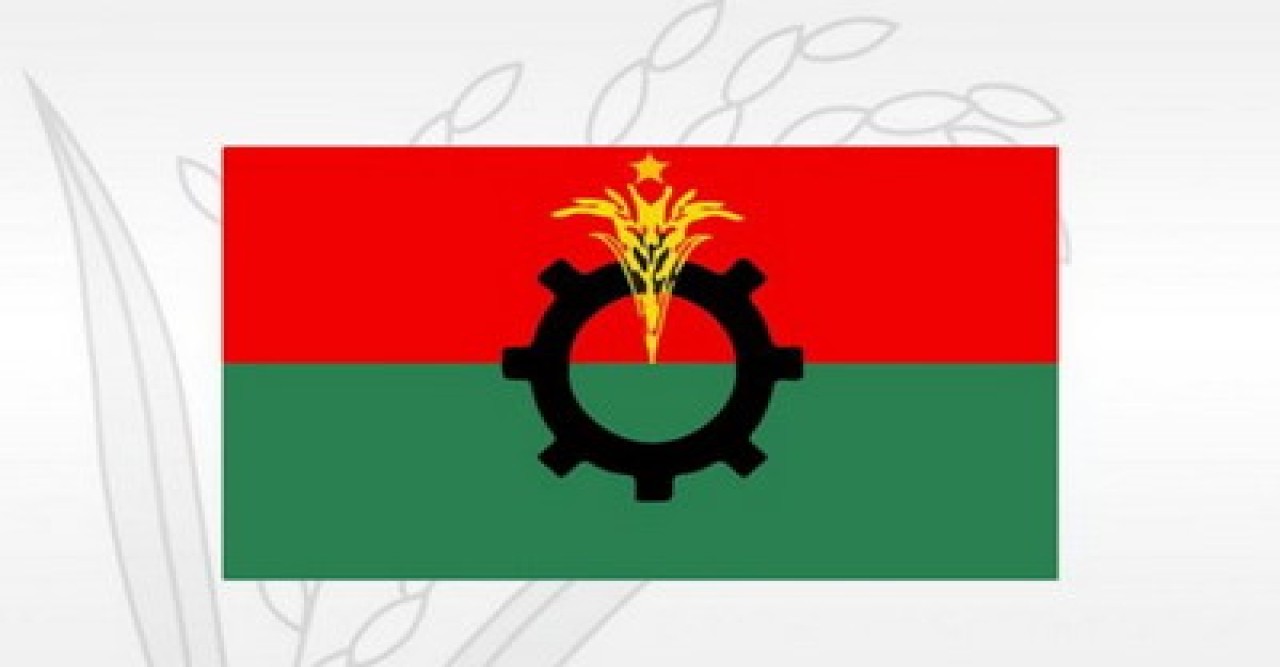 বিজয় মিছিলের পরিবর্তে দোয়া ও মোনাজাতের নির্দেশ বিএনপির