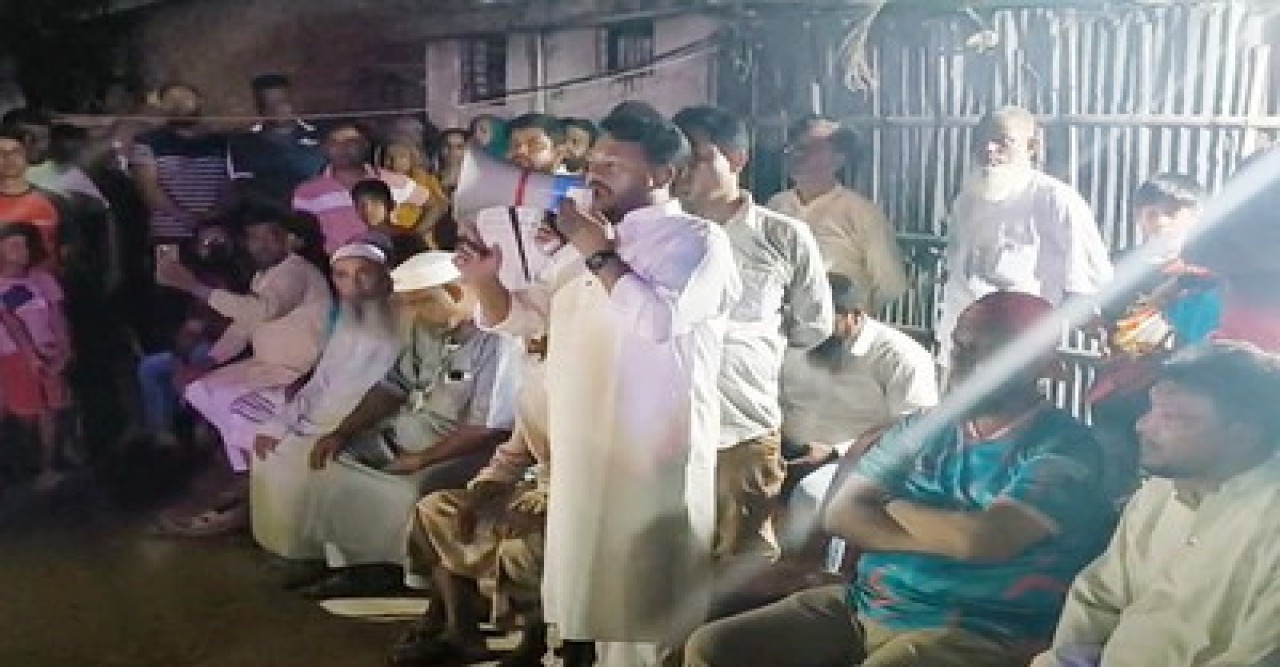 পাবনাপাড়ায় ভূমিহীনদের পাশে রাসিক প্রশাসক