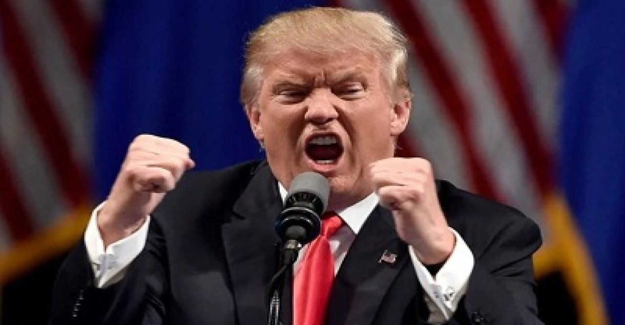 ডেমোক্র্যাটদের রাষ্ট্রদ্রোহী বললেন ট্রাম্প