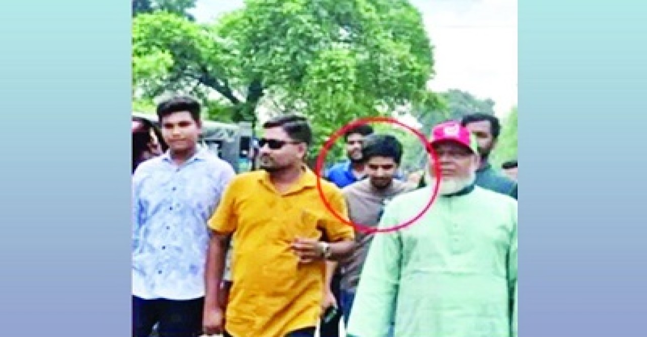 কে এই তুষার মন্ডল