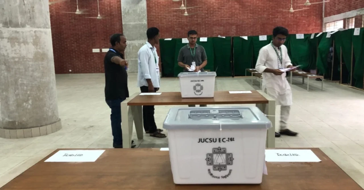 জাকসুর ভোট গ্রহণ শেষ, চলছে গণনার প্রস্তুতি