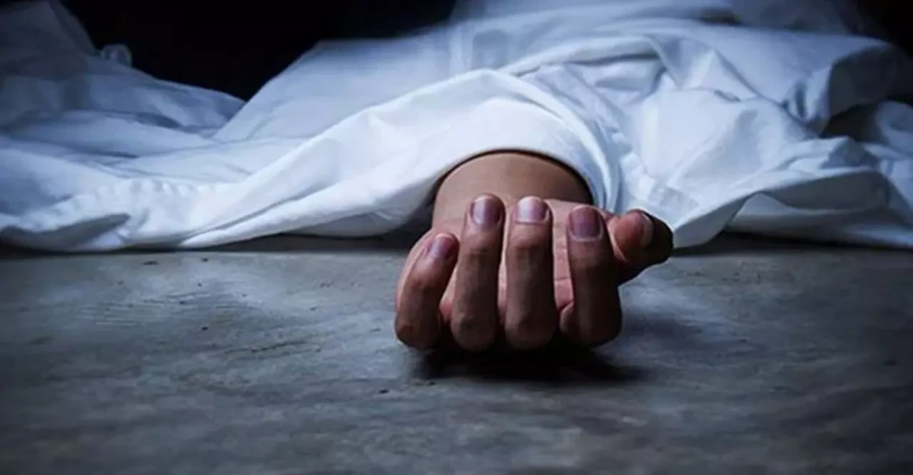 রাজশাহীতে গভীর রাতে সড়কে ড্রাম ট্রাকের মাটি, ছাত্রদল নেতাসহ আহত ২