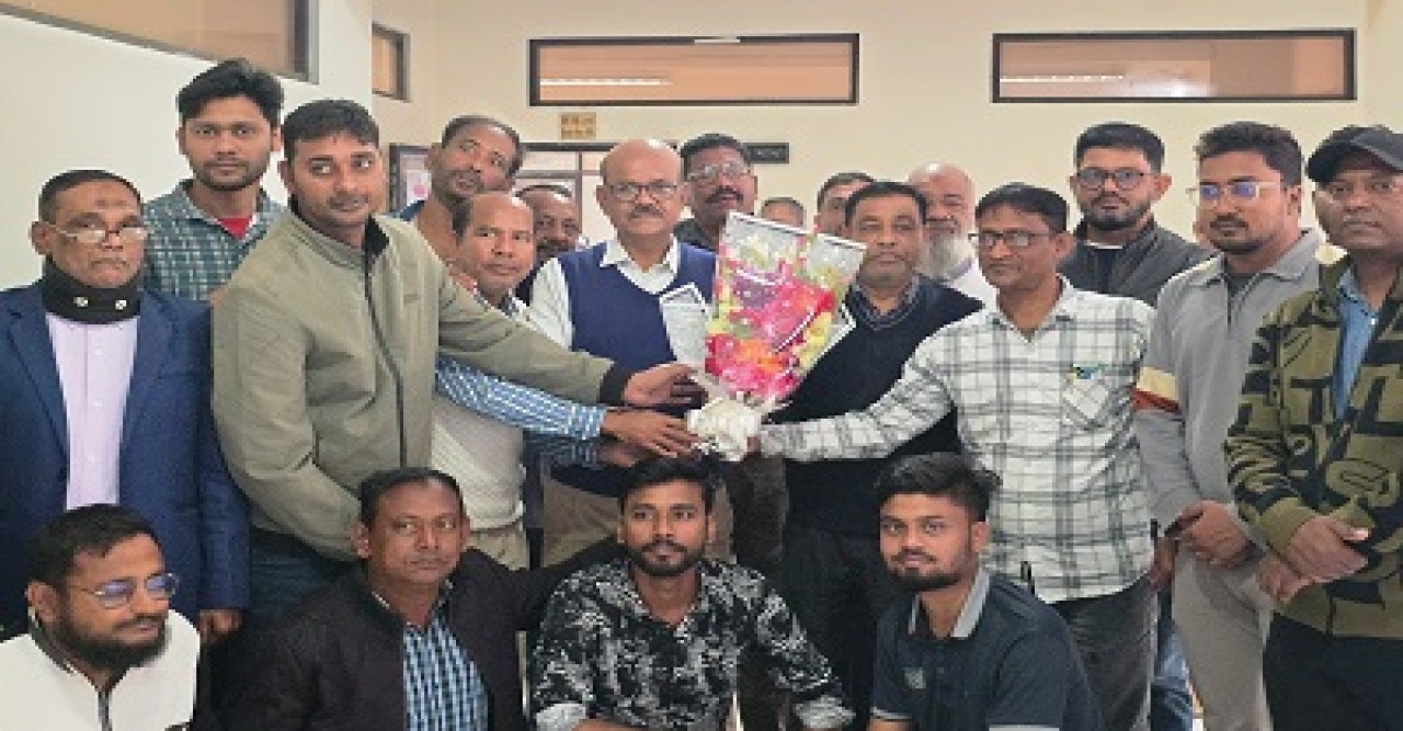 রাসিক কর্মচারী ইউনিয়নের নবনির্বাচিত কার্যনির্বাহী কমিটির সংবর্ধনা অনুষ্ঠিত