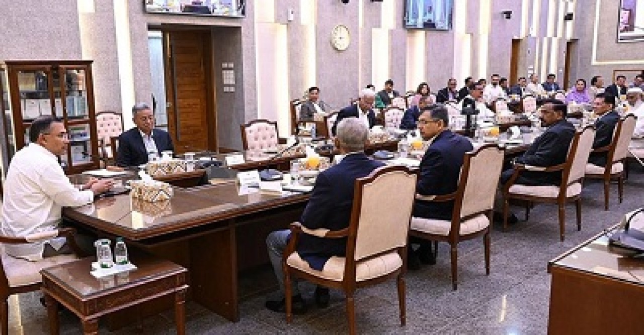 প্রতিশ্রুতি বাস্তবায়নে ১৮০ দিনের বিশেষ কর্মপরিকল্পনার নির্দেশ প্রধানমন্ত্রীর