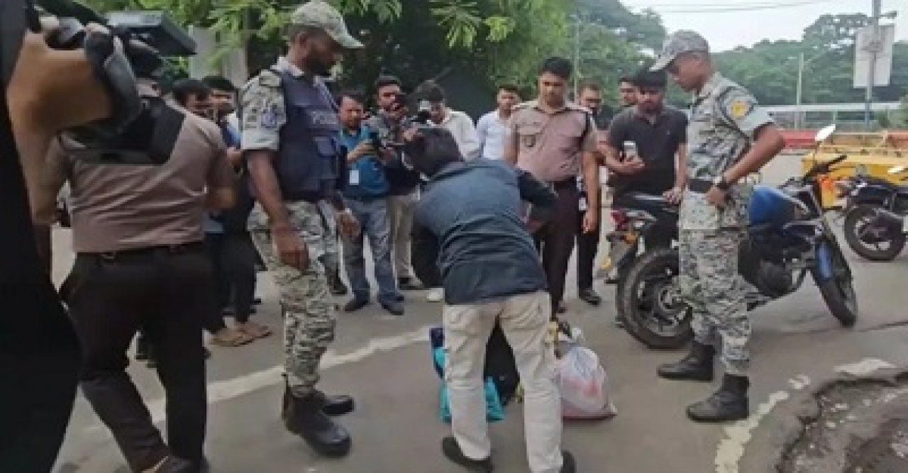রাজপথে রাজনৈতিক দল, সতর্কবস্থানে আইনশৃঙ্খলা বাহিনী