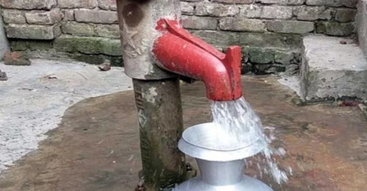 ৫৪ জেলার পানিতে মাত্রাতিরিক্ত আর্সেনিক ও আয়রন, হচ্ছে ক্যানসারসহ নানা জটিল রোগ