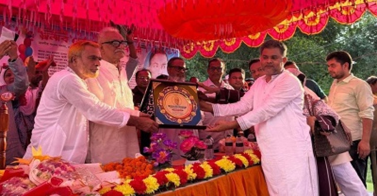 নিষিদ্ধ আ.লীগের নেতাকর্মীরা মাথাচাড়া দিলে ব্যবস্থা নেওয়া হবে: এমপি চাঁদ