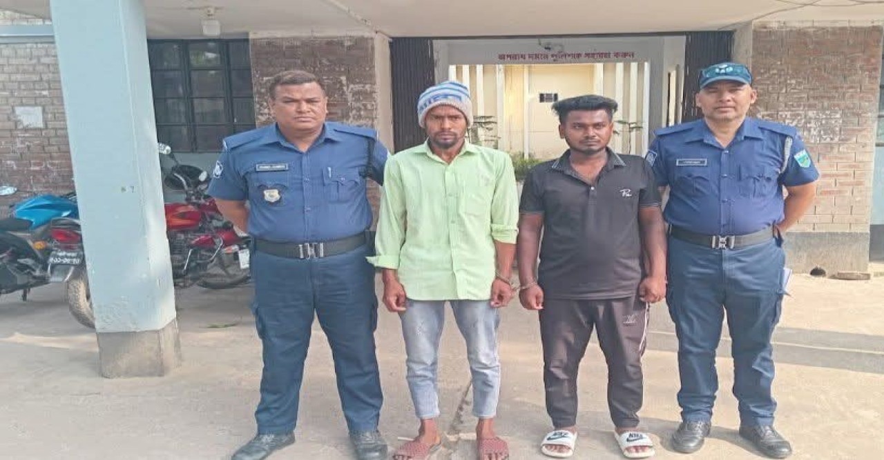তানোরে ক্লুলেস ক্লুলেস দস্যুতা মামলার রহস্য উদঘাটন, লুন্ঠিত মালামাল উদ্ধার