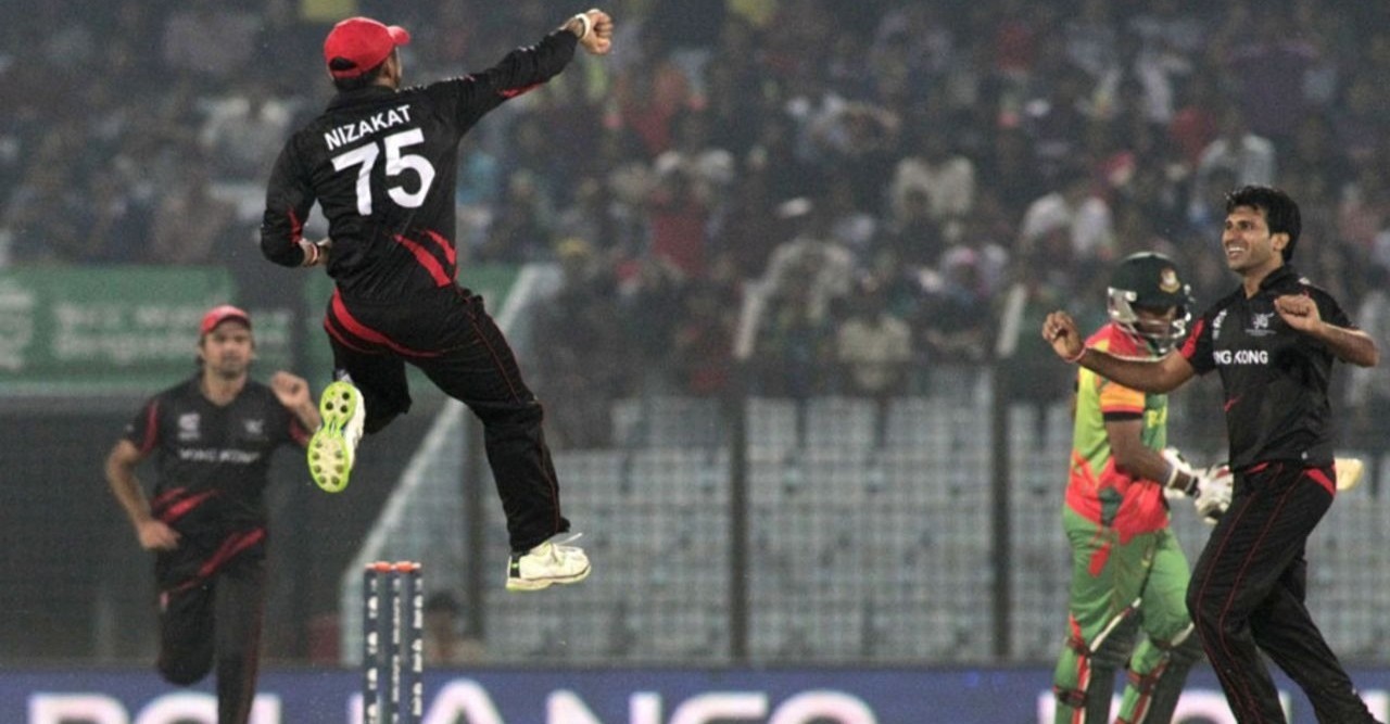 বাংলাদেশকে হারানোর হুমকি হংকংয়ের