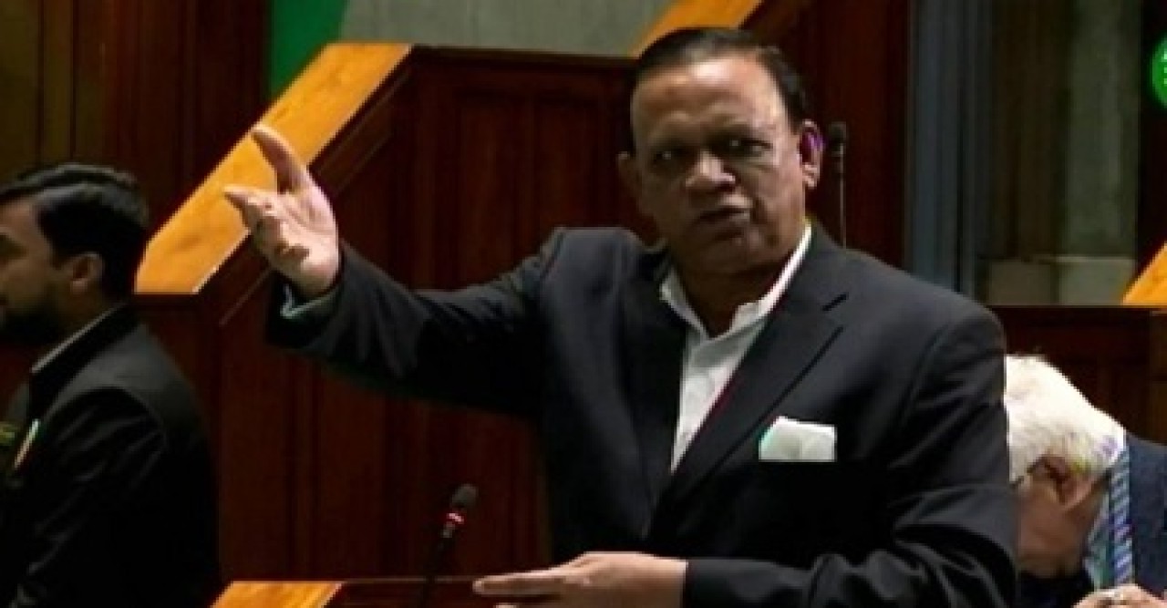 সামাজিক মাধ্যম সরকারের নিয়ন্ত্রণ করা উচিত: মাহবুব উদ্দিন খোকন