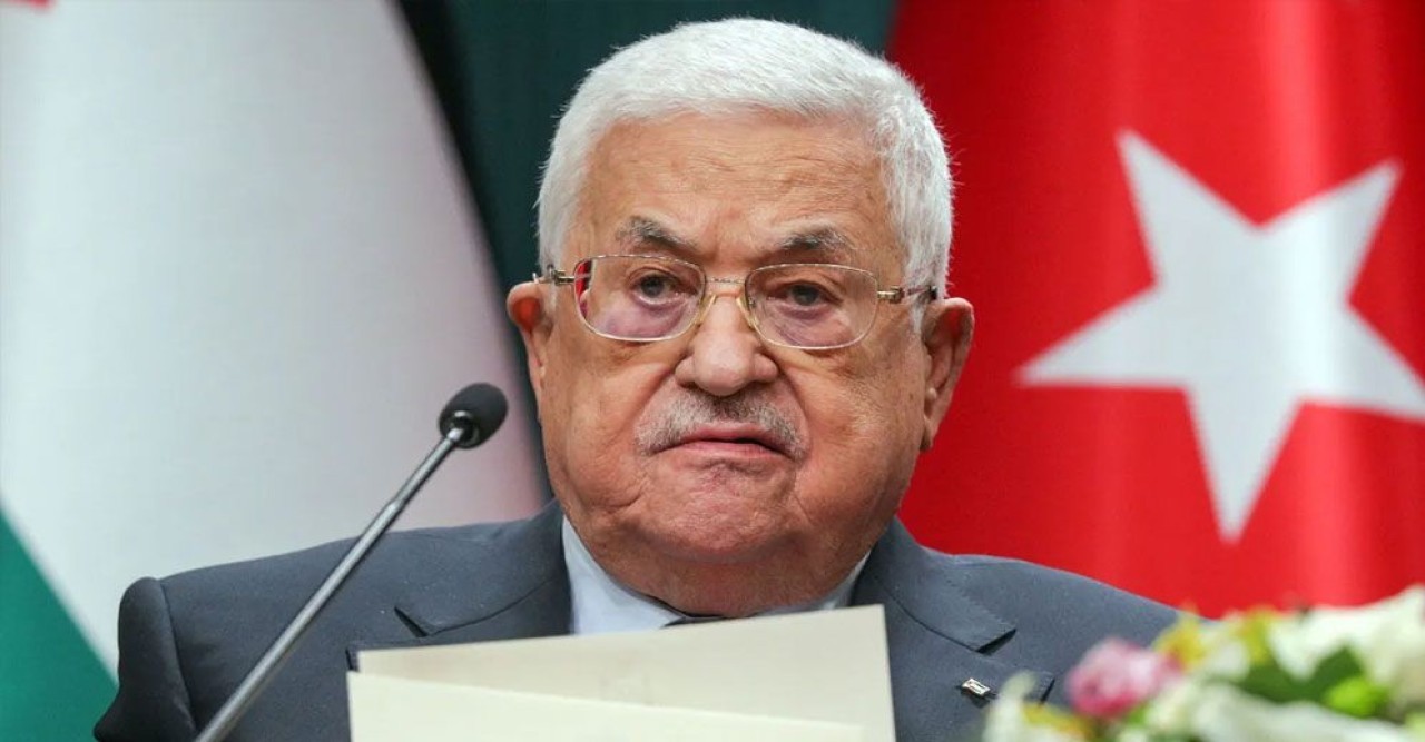 মার্কিন ভিসা মুখে নিষেধাজ্ঞার ফিলিস্তিনি প্রেসিডেন্ট