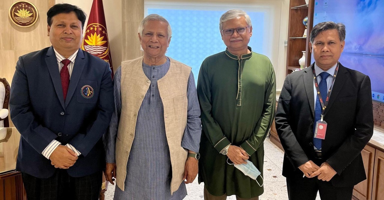 প্রধান উপদেষ্টার সঙ্গে রাবি উপাচার্যের সৌজন্য সাক্ষাৎ