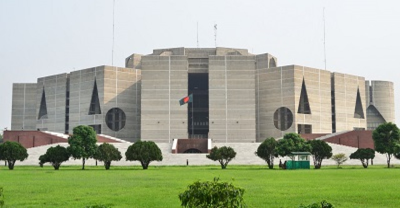 ইসলামী ব্যাংক নিয়ে সংসদে তুমুল বিতর্ক