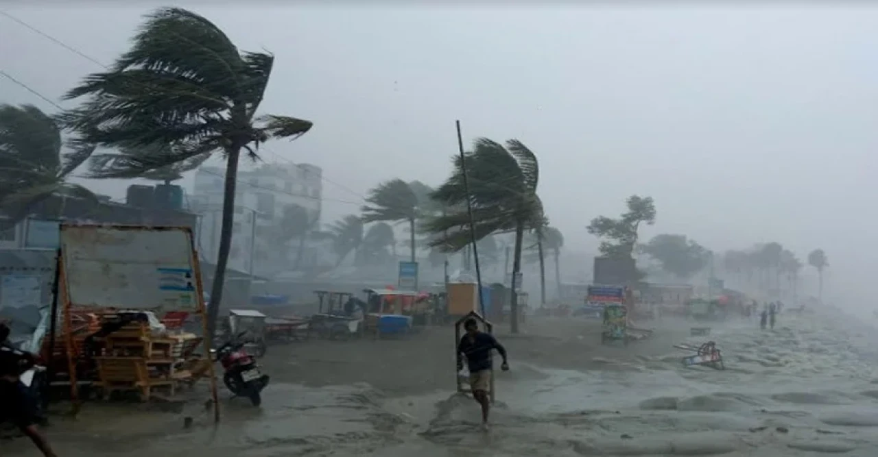 ধেয়ে আসছে শক্তিশালী বৃষ্টিবলয় ‘ঈশান ২’
