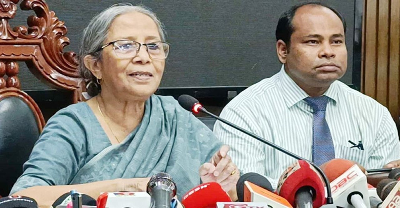 কোনো চাপে নয়, ভারতের অনুরোধে ইলিশ পাঠানো হয়েছে: উপদেষ্টা