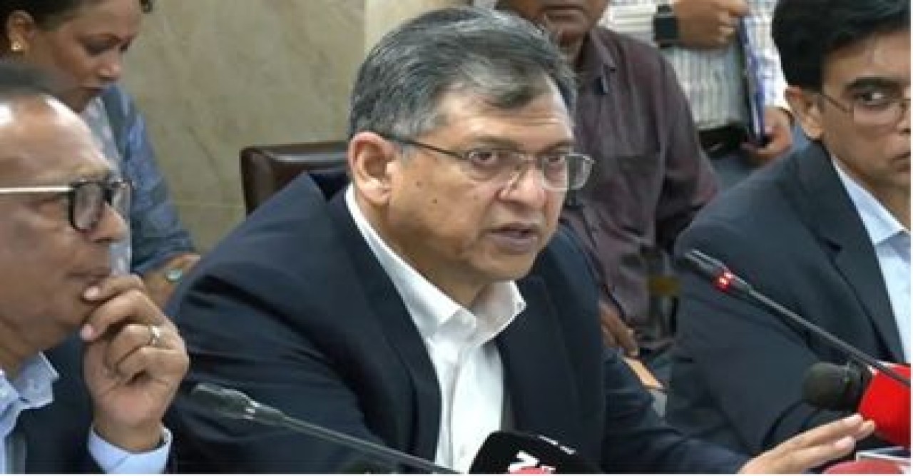 সাংবাদিকদের বিরুদ্ধে সাইবার আইনের অপপ্রয়োগ চাই না: স্বরাষ্ট্রমন্ত্রী