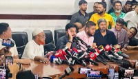 মন্ত্রিসভা থেকে পদত্যাগ করলেন ইশরাক
