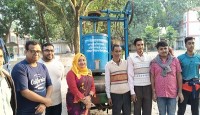 মান্দার কুমার পল্লীতে মৃৎশিল্প উন্নয়নে দুইটি মাটি মিক্সার মেশিন বিতরণ
