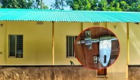 দুর্গাপুরে নবী এন্ড ব্রাদার্স এগ্রো ফিডের অফিস কক্ষের তালা ভেঙ্গে ৩ লাখ টাকা চুরি
