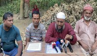 প্রতিবাদে সংবাদ সম্মেলন করলেন ভুক্তভোগী