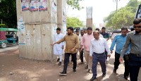 রেলগেটে নির্মাণাধীন ফ্লাইওভার এবং সড়ক উন্নয়ন পরিদর্শন করলেন রাসিক প্রশাসক