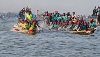 ৫০ বছর পর নৌকাবাইচ, সুরমার বুকে লাখো মানুষের ঢল