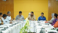 ডেঙ্গু প্রতিরোধ ও পরিচ্ছন্নতা অভিযান উপলক্ষে রাসিকের প্রস্তুতিমূলক সভা অনুষ্ঠিত